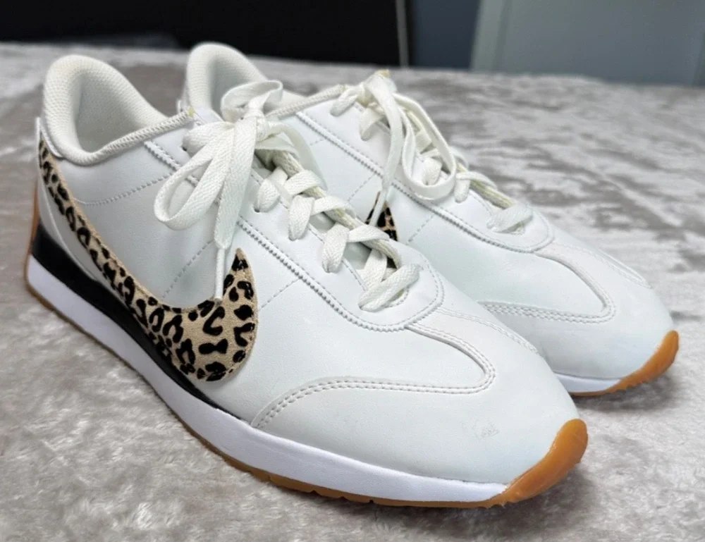 Nike Pacifica Summit White Leather Suede Animal Print Sneakers Womens Size 10.5